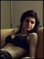 Alexandra Daddario Nude Pictures