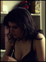 Alexandra Daddario Nude Pictures