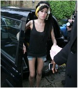 amy-winehouse-13.jpg -  73 KB
