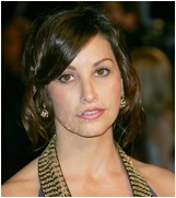 gina-gershon-09.jpg -  85 KB