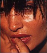 helena-christensen-01.jpg -  78 KB