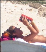 jade-jagger-03.jpg -  51 KB