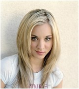 kaley-cuoco-03.jpg -  81 KB