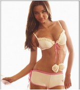 miranda-kerr-09.jpg -  34 KB