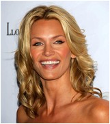 natasha-henstridge-02.jpg -  76 KB