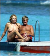 penny-lancaster-04.jpg -  56 KB