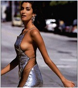 yasmeen-ghauri-01.jpg -  56 KB