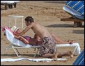 britney-spears-beach-13.jpg -  64 KB