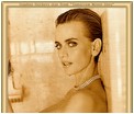 daphne-deckers01.jpg -  83 KB