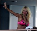 pamela-anderson-09.jpg -  108 KB